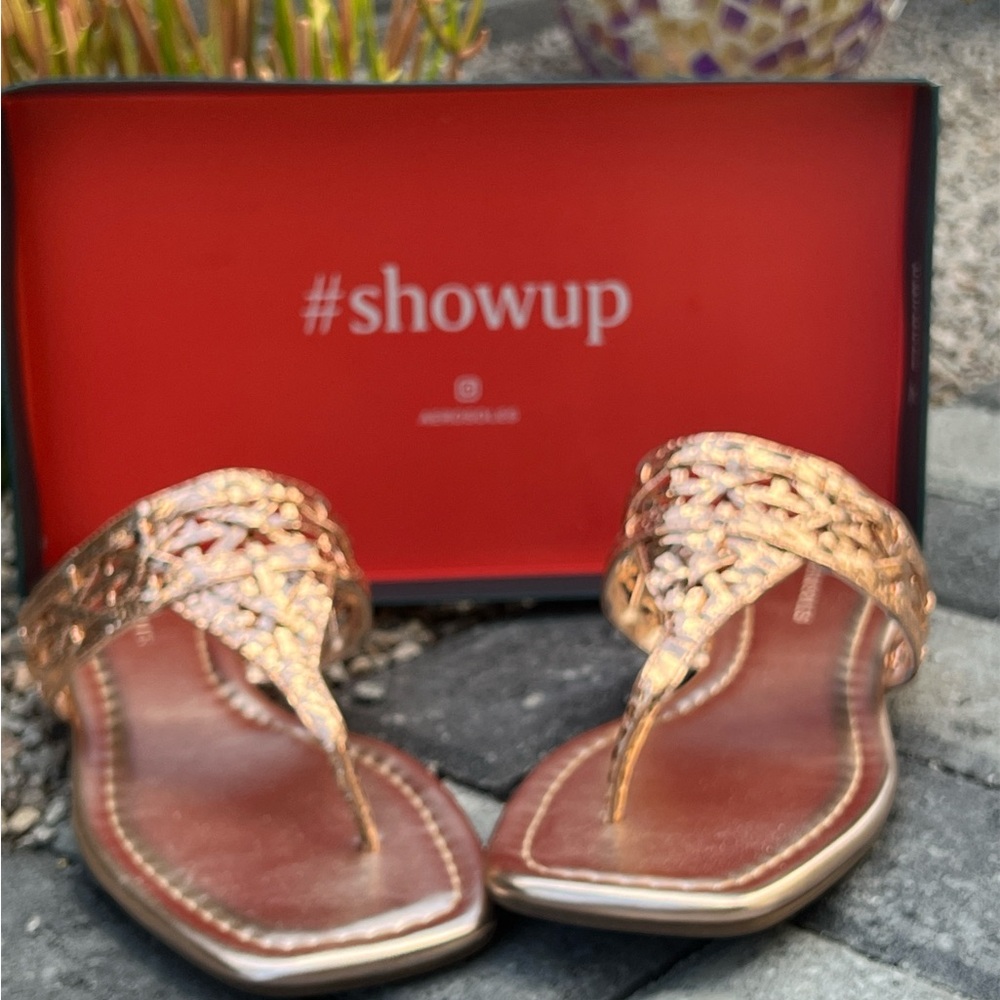 Aerosol’s Rose Gold Snake Design Leather Flats Size 10 - Picture 2 of 6
